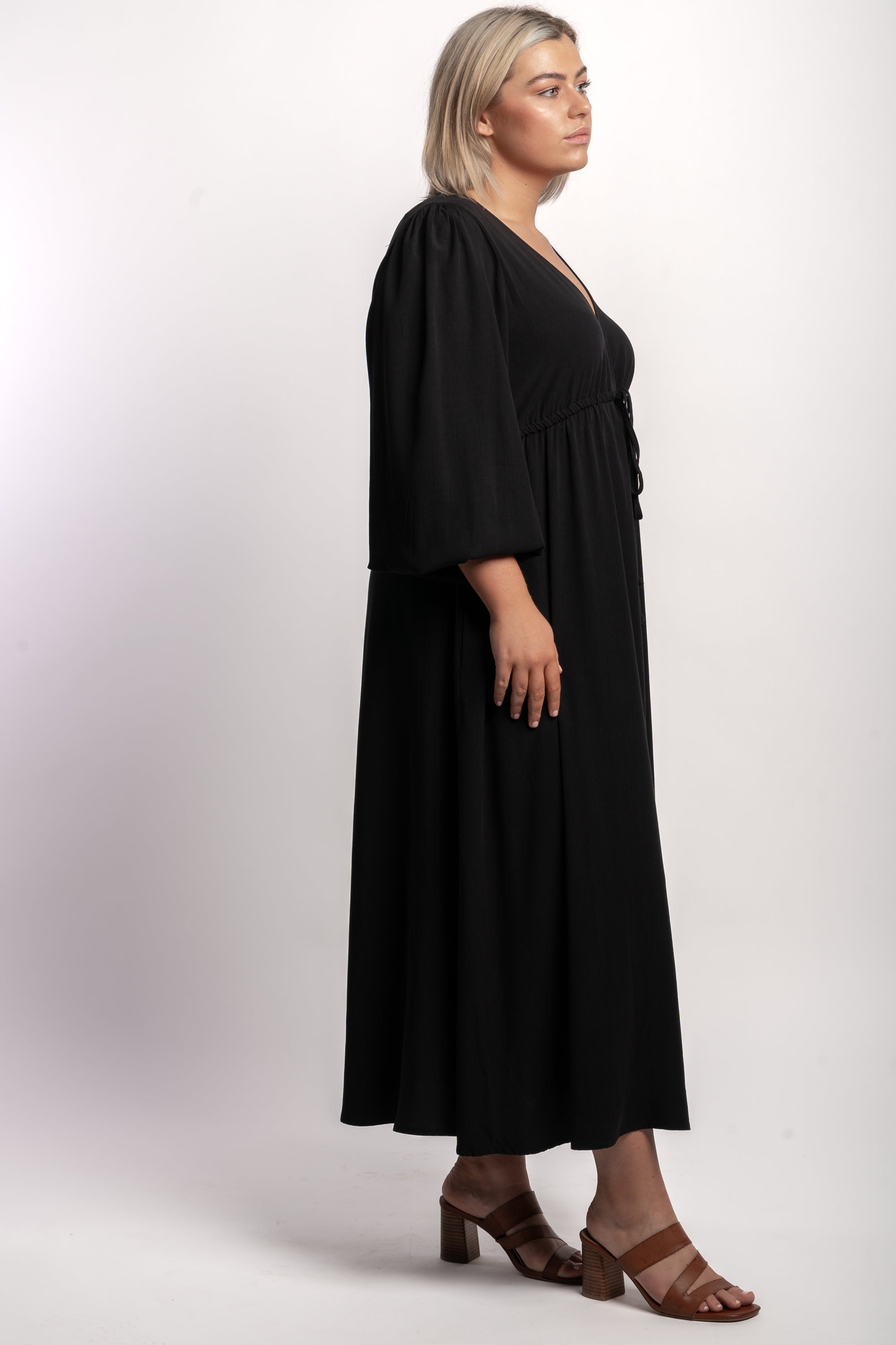 Heaven and earth black maxi clearance dress